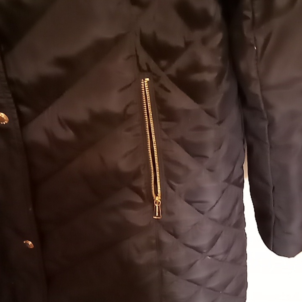 Michael Kors Faux Fur Collar Puffer Coat - Picture 5 of 10